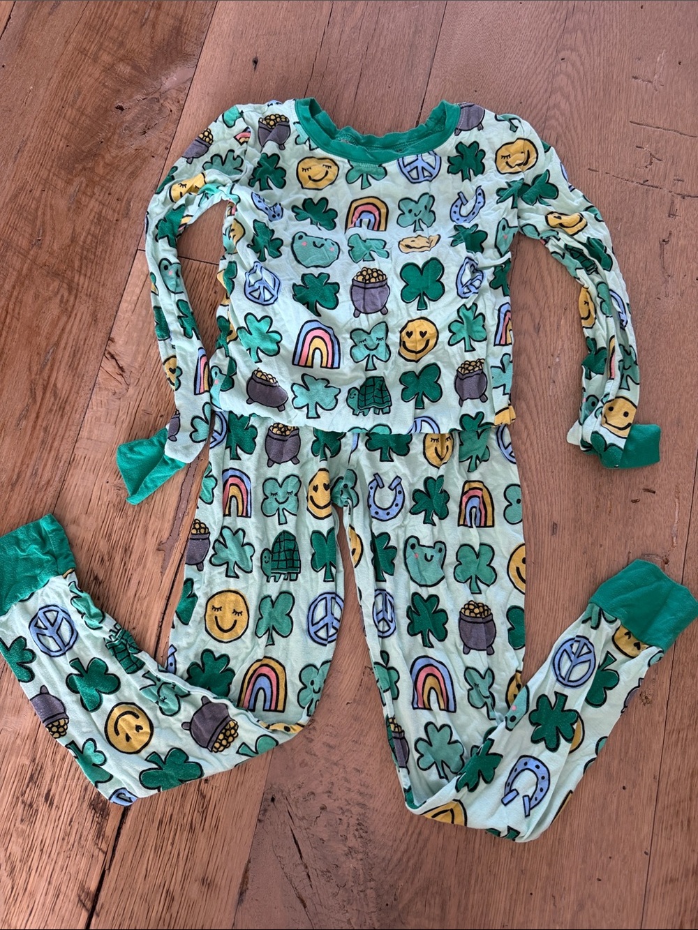Kids Green Shamrock Print One-Piece Pajamas for st. Pattys day